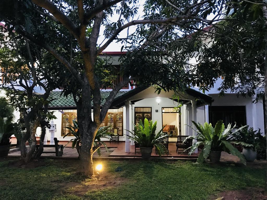 Pearl House Resort Anuradhapura Exterior foto